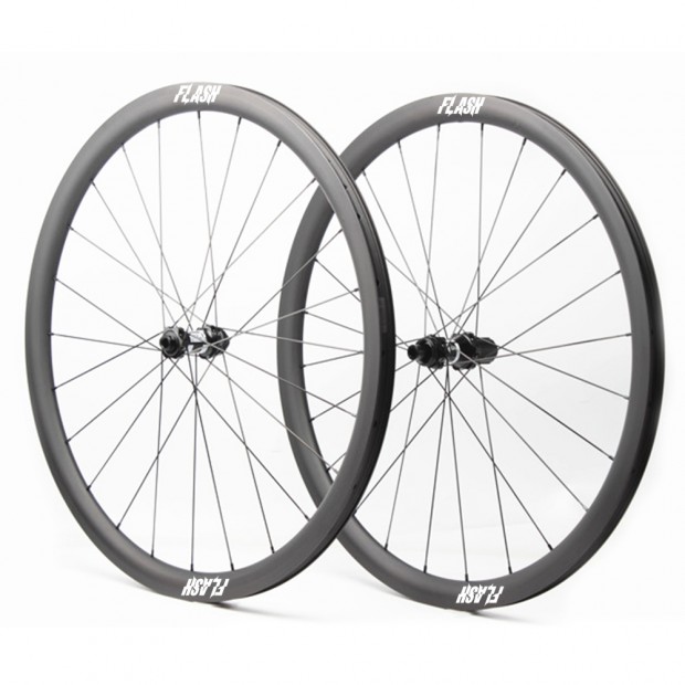 Ultralight 700C 35x31mm Symmetric Carbon Tubeless Gravel/CX rim Big hole centre distance Ultralight 700C 35x31mm Symmetric Carbon Tubeless Gravel/CX rim Big hole centre distance